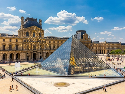 Le Louvre Le Louvre